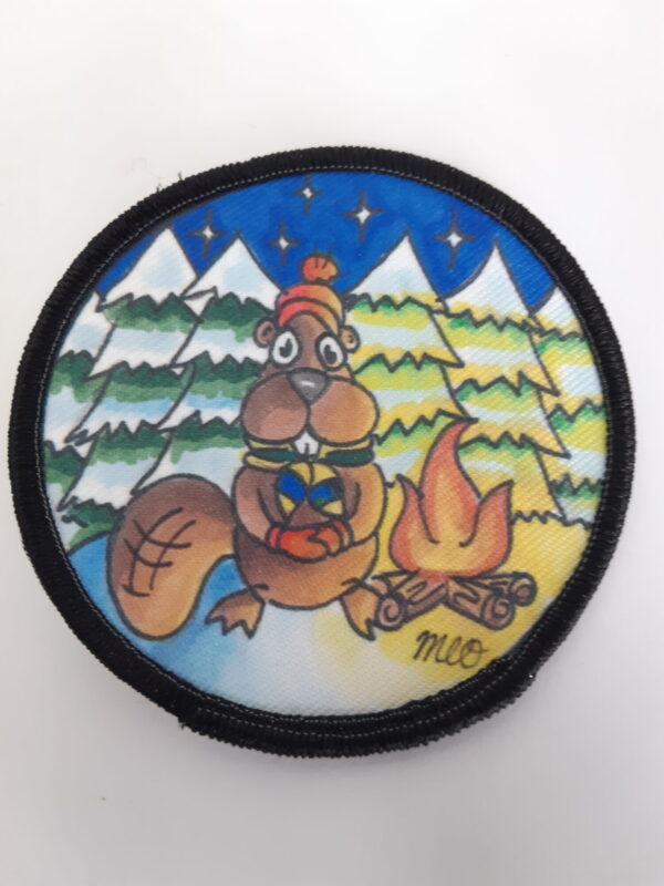 Badge de camp d'hiver castor feu de camp