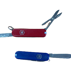 Petit couteau suisse usagé
