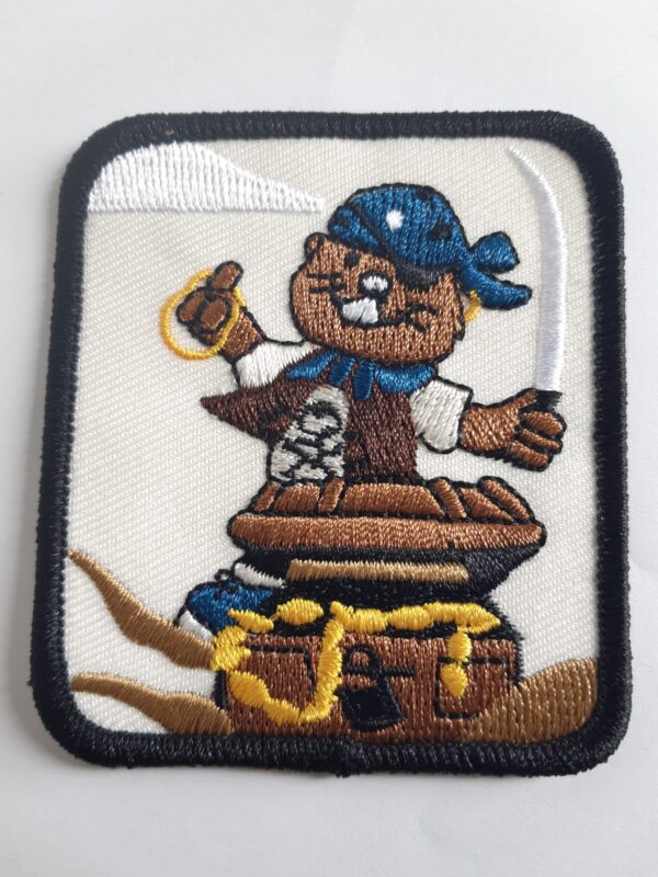 Badge de camp castor en pirate