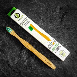 Brosse à dents en Bamboo pour petit chien ou chat.